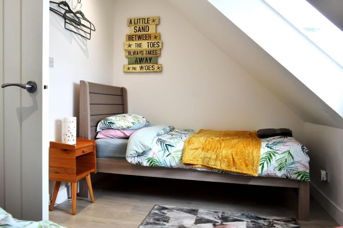 Breathtaking High Street Townhouse With Stunning Sea Views At 'The Old Fishermans Townhouse' Фалмът Екстериор снимка
