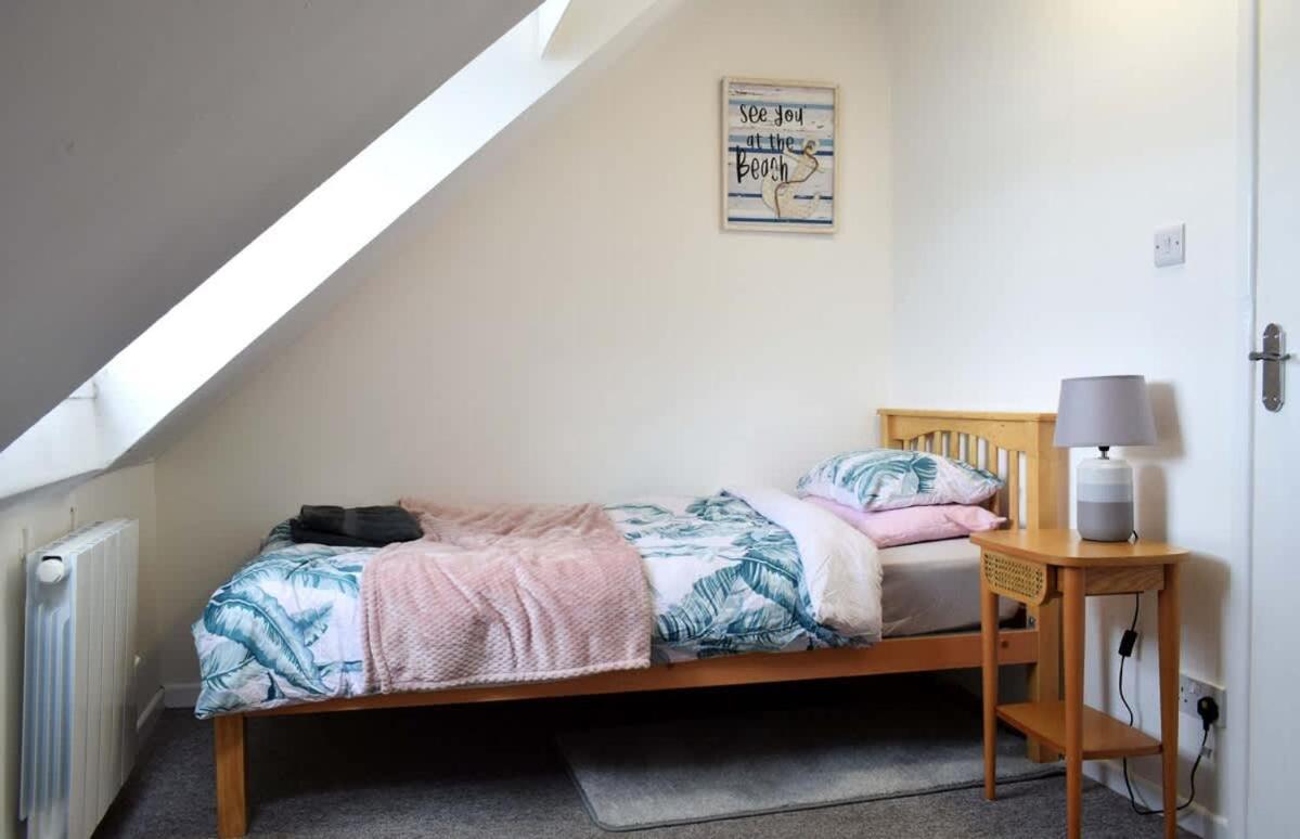 Breathtaking High Street Townhouse With Stunning Sea Views At 'The Old Fishermans Townhouse' Фалмът Екстериор снимка
