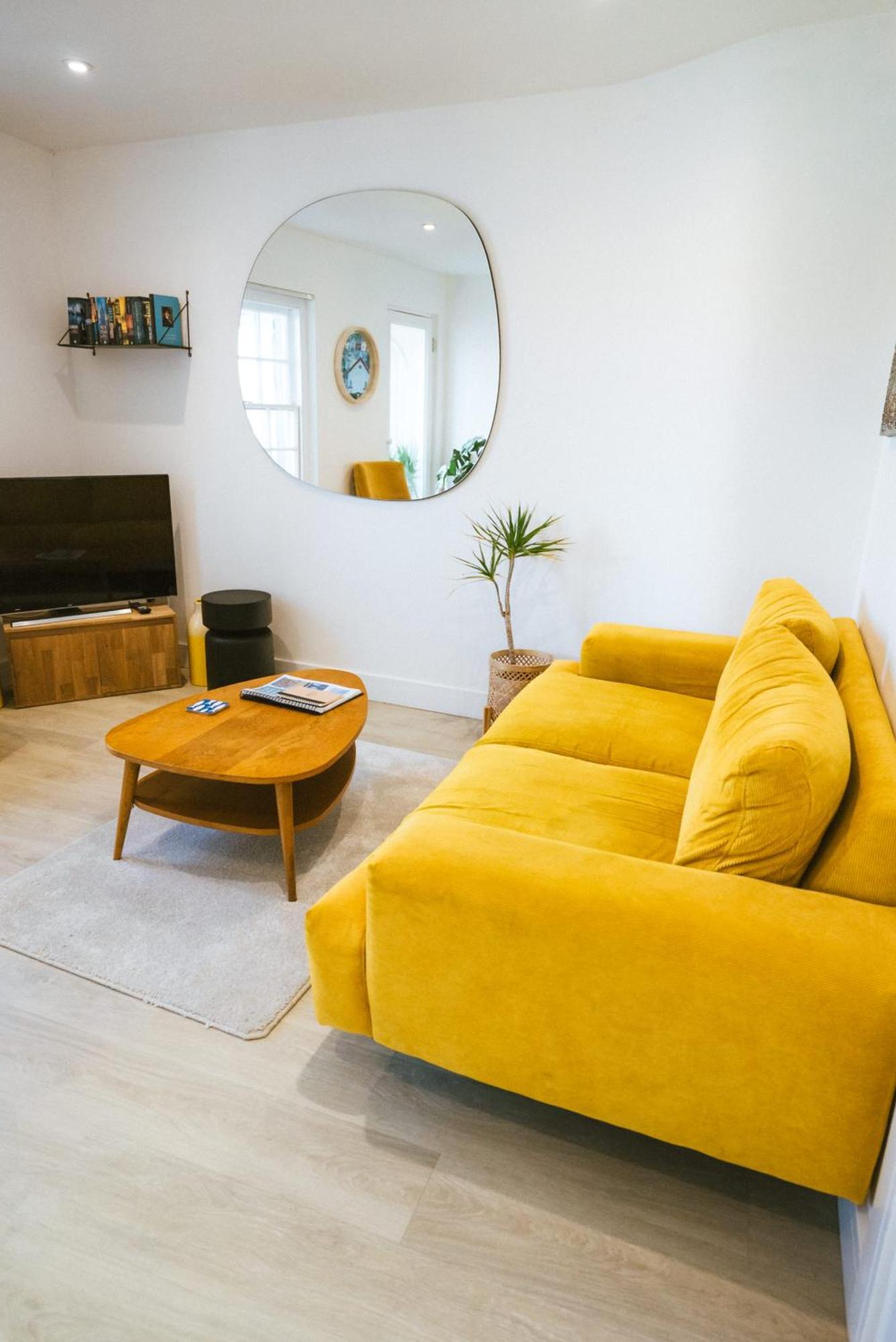 Breathtaking High Street Townhouse With Stunning Sea Views At 'The Old Fishermans Townhouse' Фалмът Екстериор снимка