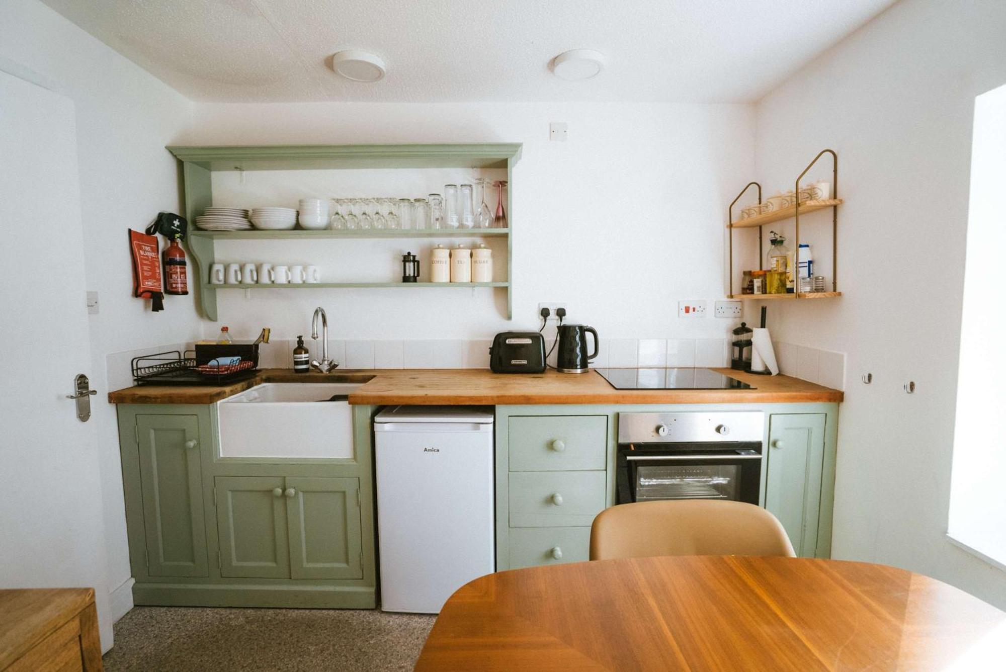 Breathtaking High Street Townhouse With Stunning Sea Views At 'The Old Fishermans Townhouse' Фалмът Екстериор снимка